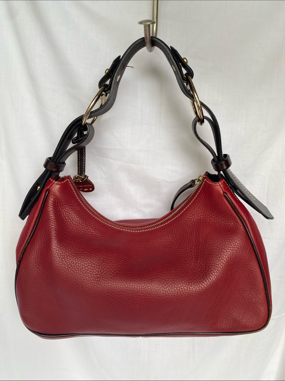Dooney & Bourke Shoulder Bag Red Leather Hobo Gold Hardware - Picture 3 of 8